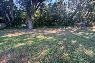 12140 Munbury Dr, Dade City, FL 33525 - Photo 9