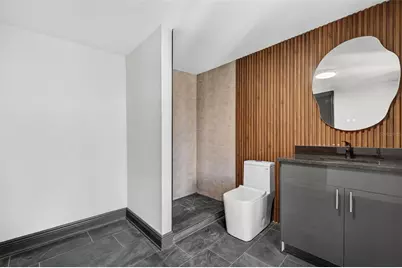 2401 S 42nd Street S, Saint Petersburg, FL 33711 - Photo 21