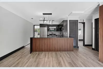 2401 S 42nd Street S, Saint Petersburg, FL 33711 - Photo 9