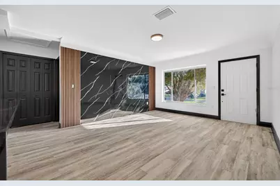 2401 S 42nd Street S, Saint Petersburg, FL 33711 - Photo 5