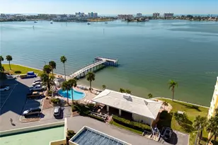 4775 Cove Cir, Saint Petersburg, FL 33708 - Photo 33