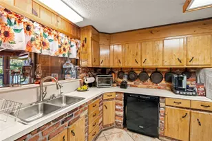 9615 Eden Ave, Hudson, FL 34667 - Photo 17