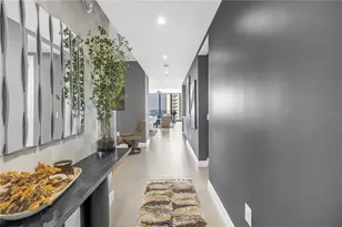 301 1st St S, Saint Petersburg, FL 33701 - Photo 3