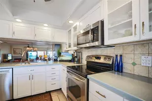 132 1st St E, Tierra Verde, FL 33715 - Photo 7