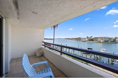 132 1st Street E #104, Tierra Verde, FL 33715 - Photo 17