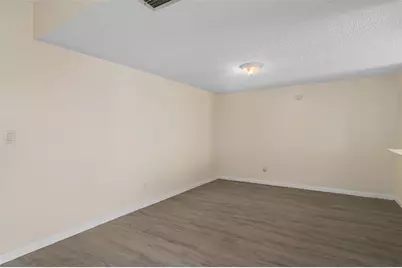 4821 Puritan Circle #104, Tampa, FL 33617 - Photo 11