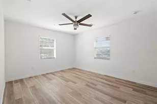 3103 16th St N, Saint Petersburg, FL 33704 - Photo 27