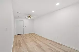 3103 16th St N, Saint Petersburg, FL 33704 - Photo 19