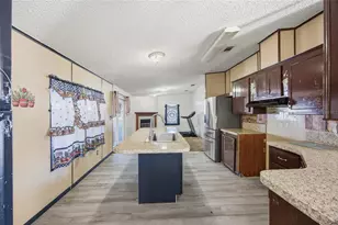 3578 Pioneer Trails Blvd E, Lakeland, FL 33810 - Photo 5