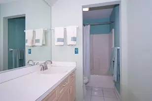 2201 Howard Ln, Tampa, FL 33612 - Photo 31