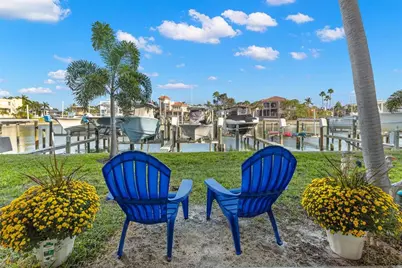 343 Madeira Circle, Saint Petersburg, FL 33715 - Photo 17