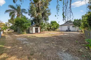 1305 N Burton St, Plant City, FL 33563 - Photo 35