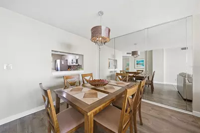 17580 Gulf Boulevard #302, Redington Shores, FL 33708 - Photo 9