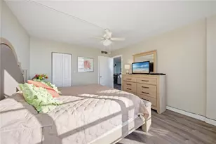 17580 Gulf Blvd, Redington Shores, FL 33708 - Photo 17