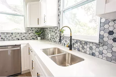 1307 E 20th Avenue, Tampa, FL 33605 - Photo 17