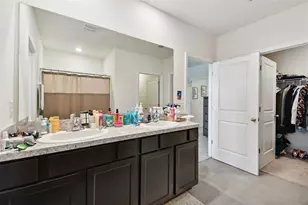 35533 Stella Vast Dr, Zephyrhills, FL 33541 - Photo 23