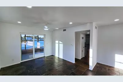 1416 83rd Avenue N, Saint Petersburg, FL 33701 - Photo 11