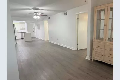 1524 Lakeview Road #305, Clearwater, FL 33756 - Photo 9