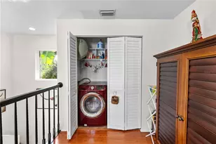 2023 S Carolina Ave, Tampa, FL 33629 - Photo 23