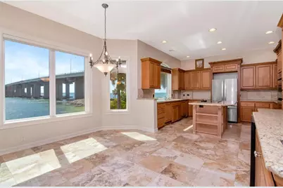 7680 Paradise Pointe Circle S, Saint Petersburg, FL 33711 - Photo 15
