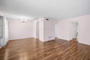 4910 Bay Street NE, Saint Petersburg, FL 33703 - Photo 5