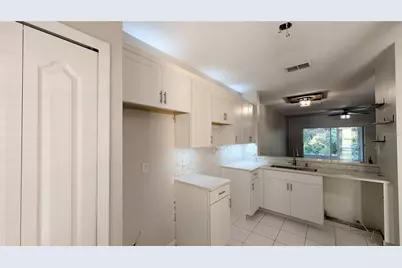 1247 Kennewick Court, Wesley Chapel, FL 33543 - Photo 3