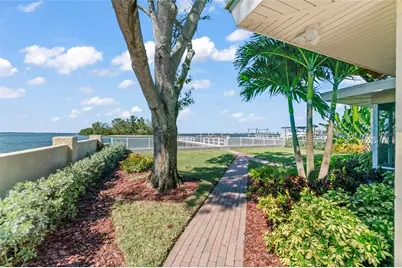 115 Buena Vista Drive S, Dunedin, FL 34698 - Photo 13