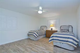 115 Buena Vista Dr S, Dunedin, FL 34698 - Photo 33