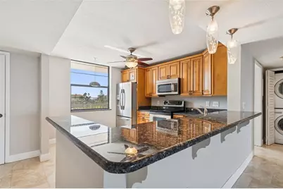 7300 Sun Island Drive S #303, South Pasadena, FL 33707 - Photo 15