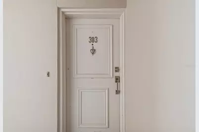 7300 Sun Island Drive S #303, South Pasadena, FL 33707 - Photo 13