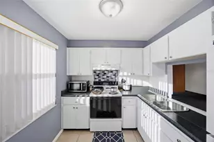 1301 S Hercules Ave, Clearwater, FL 33764 - Photo 5