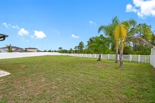 13333 Orca Sound Dr, Riverview, FL 33579 - Photo 17