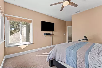 9727 Tiffany Oaks Lane, Tampa, FL 33612 - Photo 23