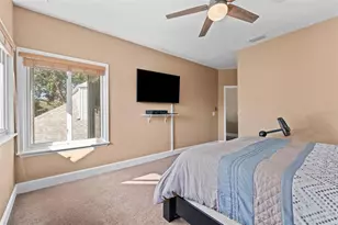 9727 Tiffany Oaks Ln, Tampa, FL 33612 - Photo 23