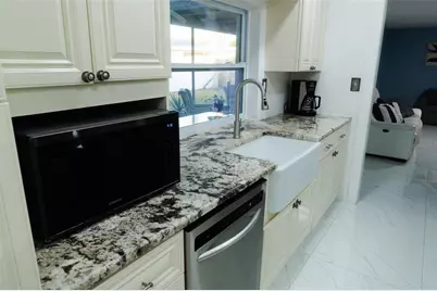 4710 Shale Place, Tampa, FL 33615 - Photo 11