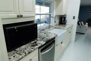 4710 Shale Pl, Tampa, FL 33615 - Photo 11