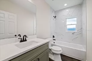 1910 14th Ave S, Saint Petersburg, FL 33712 - Photo 9