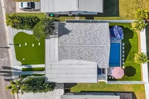 848 180th Ave E, Redington Shores, FL 33708 - Photo 11