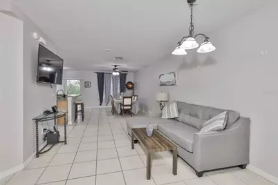 9712 Carlsdale Drive, Riverview, FL 33578 - Photo 5