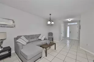 9712 Carlsdale Dr, Riverview, FL 33578 - Photo 7