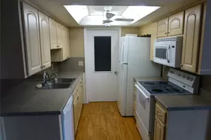 6815 Alta Vista St, Port Richey, FL 34668 - Photo 17