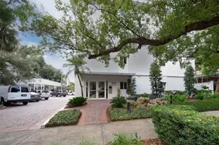 210 5th Ave S, Saint Petersburg, FL 33701 - Photo 1