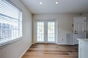 168 Southeast Blvd N, Saint Petersburg, FL 33703 - Photo 9