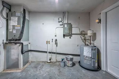 168 Southeast Boulevard N, Saint Petersburg, FL 33703 - Photo 17