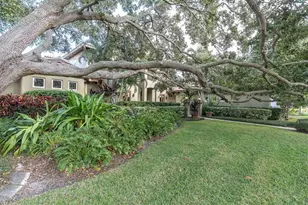 10221 Golden Eagle Dr, Largo, FL 33778 - Photo 7