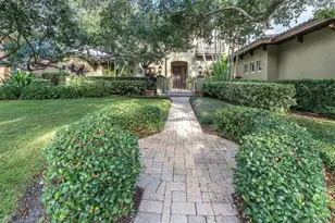 10221 Golden Eagle Dr, Largo, FL 33778 - Photo 9