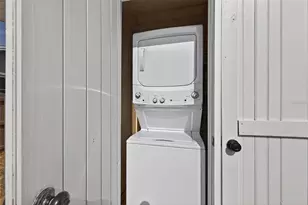 486 49th Ave N, Saint Petersburg, FL 33703 - Photo 11