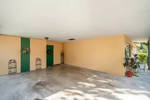 4652 Maceachen Blvd, Sarasota, FL 34233 - Photo 5