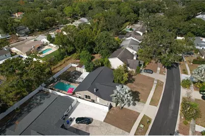 13834 Cherry Creek Drive, Tampa, FL 33618 - Photo 53