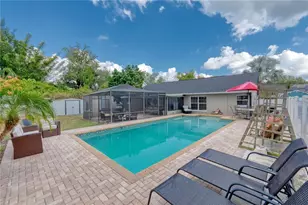 13834 Cherry Creek Dr, Tampa, FL 33618 - Photo 49